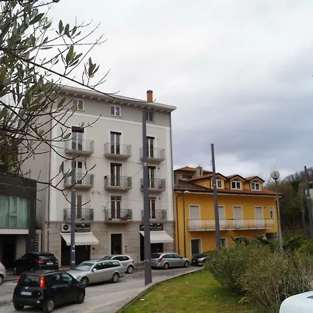 Bonjour Bonheur Bed and Breakfast